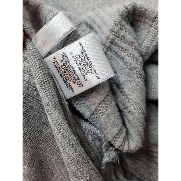 Andrew Marc Sweater Womens Medium Light Gray Knit Rayon Long Sleeve V Neck Slit - Picture 9 of 9